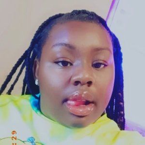 Meet your Posher, Roniyah